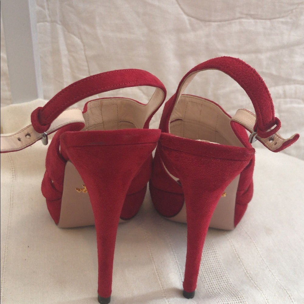 The Devils PRADA REAL SUEDE MADE IN ITALY RED platform SRXYAF PUMPS EUC - Picture 3 of 8